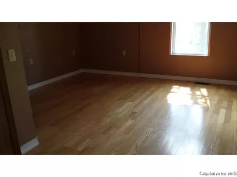 301 S 7th St, Benld, IL 62009 photo 11