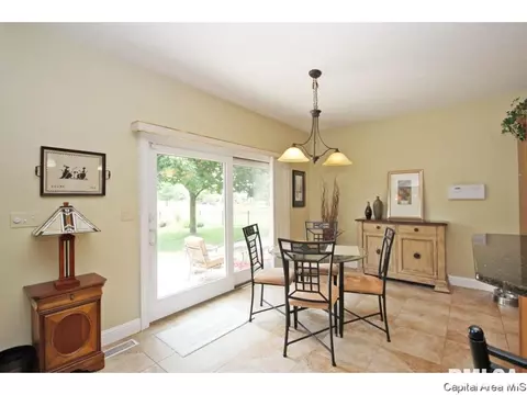 6305 Stonehaven Rdg, Springfield, IL 62711 photo 13