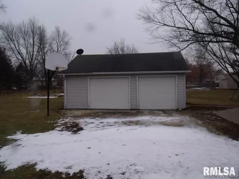 420 E Willard, Wataga, IL 61488 photo 2