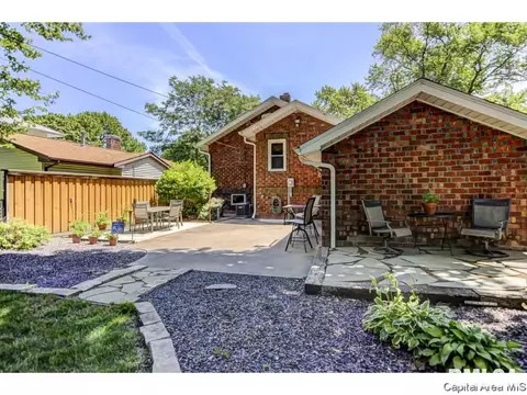 1901 S Douglas, Springfield, IL 62704 photo 31