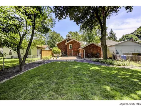 1901 S Douglas, Springfield, IL 62704 photo 32