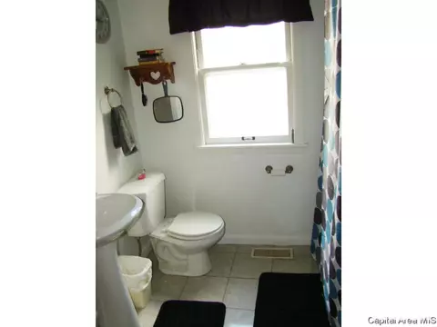 2342 S 12th St, Springfield, IL 62703 photo 10