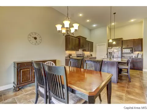 2713 Newcastle Ct, Springfield, IL 62712 photo 18