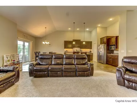 2713 Newcastle Ct, Springfield, IL 62712 photo 11