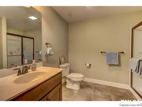 2713 Newcastle Ct, Springfield, IL 62712 photo 24