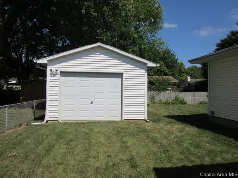4120 Pickfair Rd, Springfield, IL 62703 photo 9