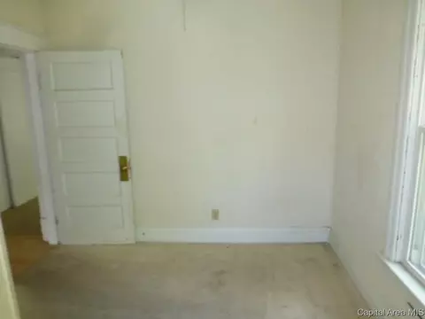804 S Douglas, Springfield, IL 62704 photo 15