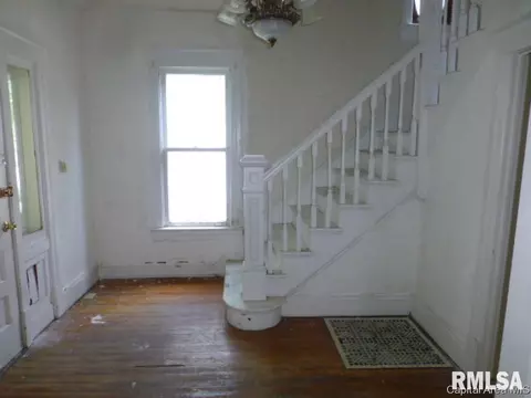 804 S Douglas, Springfield, IL 62704 photo 2