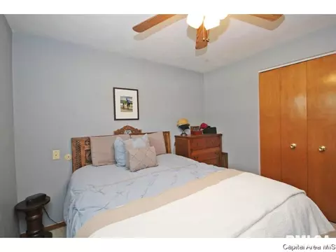 3808 Eagle Claw, Springfield, IL 62707 photo 4
