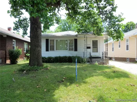 2068 N 5th, Springfield, IL 62702 photo 1