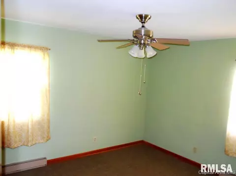 2068 N 5th, Springfield, IL 62702 photo 8