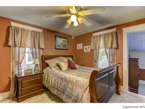 827 S Illinois St, Springfield, IL 62704 photo 18