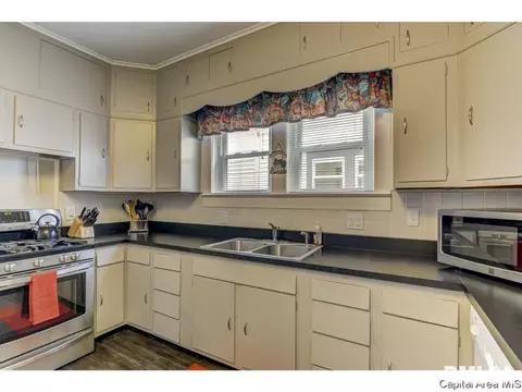 827 S Illinois St, Springfield, IL 62704 photo 16