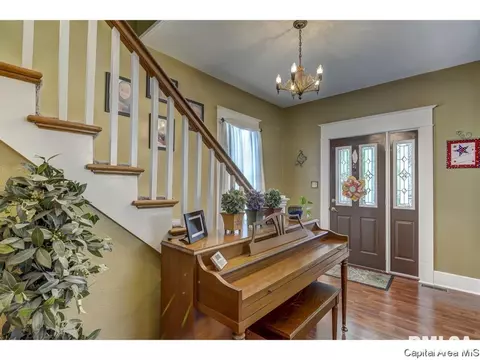 827 S Illinois St, Springfield, IL 62704 photo 6