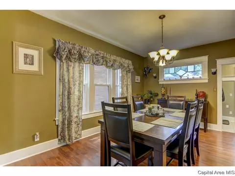 827 S Illinois St, Springfield, IL 62704 photo 12