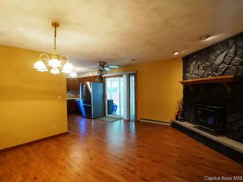 2225 Trowbridge Rd, Springfield, IL 62703 photo 6