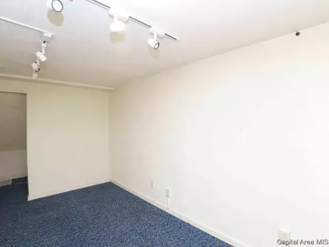 2225 Trowbridge Rd, Springfield, IL 62703 photo 12