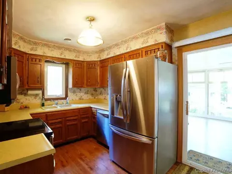 2225 Trowbridge Rd, Springfield, IL 62703 photo 8