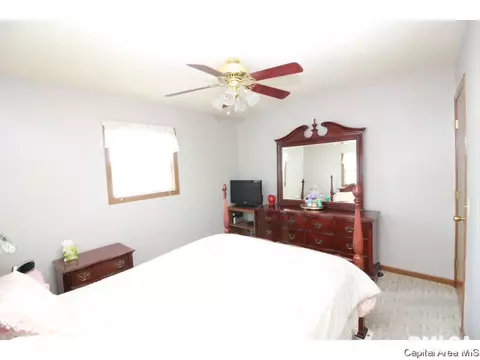 2744 Sandgate Rd, Springfield, IL 62702 photo 8