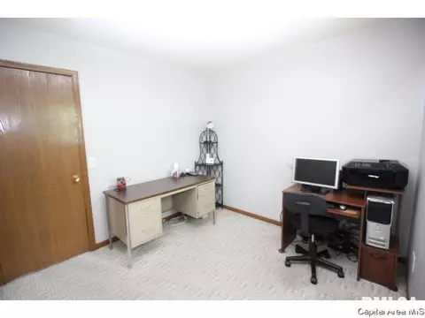 2744 Sandgate Rd, Springfield, IL 62702 photo 10