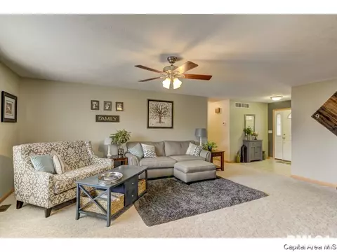 1404 Summershade Dr, Springfield, IL 62712 photo 11