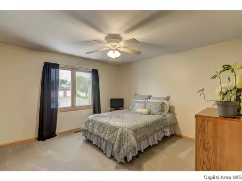 1404 Summershade Dr, Springfield, IL 62712 photo 27