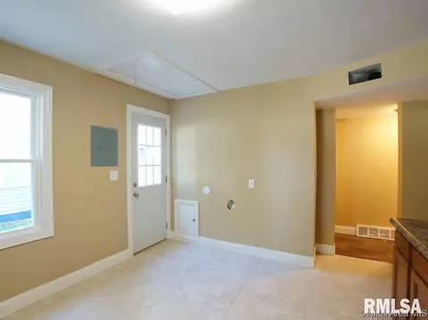 1916 N 21st St, Springfield, IL 62702 photo 11