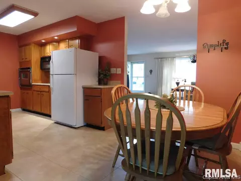 97 Andover, Springfield, IL 62704 photo 9