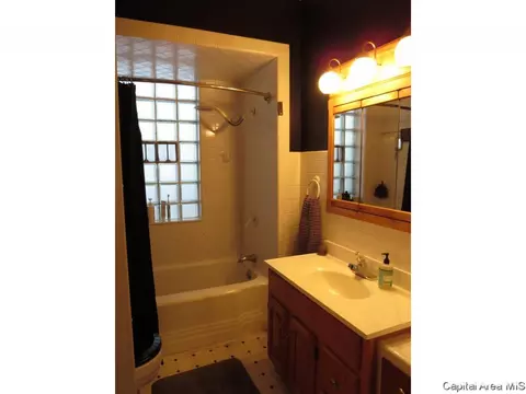 2045 S 4th St, Springfield, IL 62703 photo 19