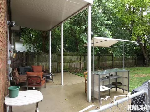 2045 S 4th St, Springfield, IL 62703 photo 34