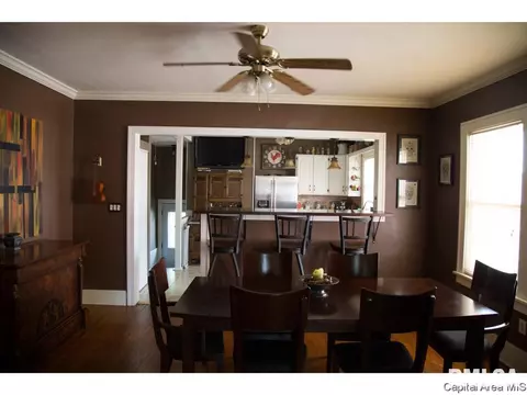 2045 S 4th St, Springfield, IL 62703 photo 9