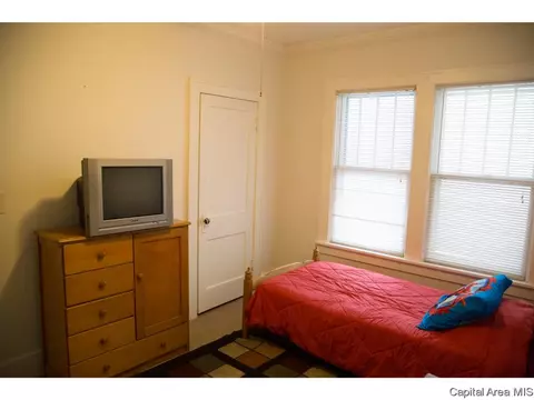 2045 S 4th St, Springfield, IL 62703 photo 21
