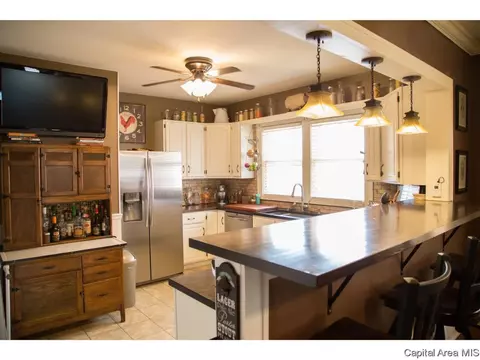 2045 S 4th St, Springfield, IL 62703 photo 12