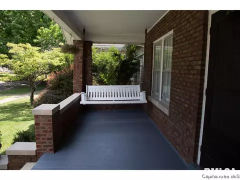 2045 S 4th St, Springfield, IL 62703 photo 4