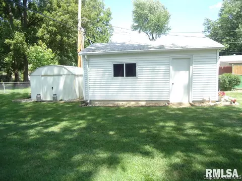 3025 Louise Ln, Springfield, IL 62702 photo 8