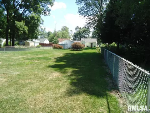 3025 Louise Ln, Springfield, IL 62702 photo 7