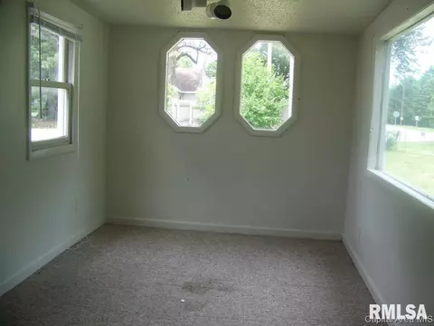 4258 Old Route 36, Springfield, IL 62707 photo 4