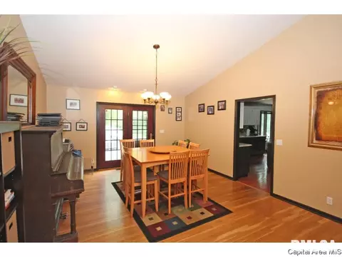 63 Buckhorn Dr, Springfield, IL 62707 photo 5