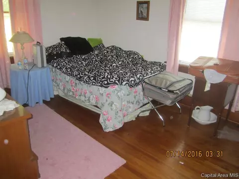 713 N 5th, Springfield, IL 62702 photo 4