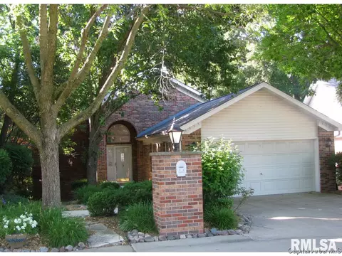 2117 Timberview Dr, Springfield, IL 62702 photo 1