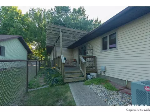 4 S Red Oak Ln, Springfield, IL 62712 photo 30