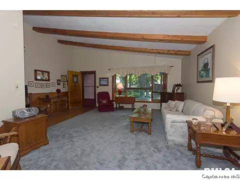 4 S Red Oak Ln, Springfield, IL 62712 photo 4