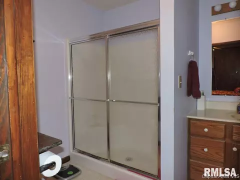 406 W Eureka St, Athens, IL 62613 photo 24