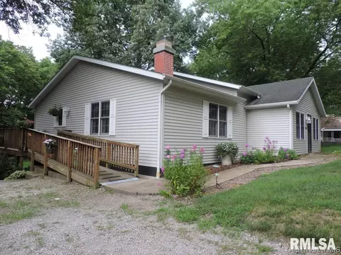 406 W Eureka St, Athens, IL 62613 photo 12