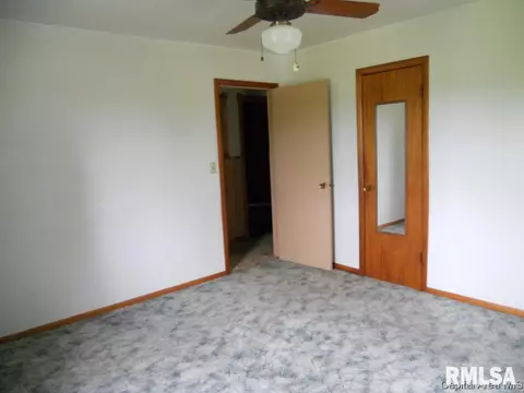 1786 Berwick Rd, Abingdon, IL 61410 photo 13