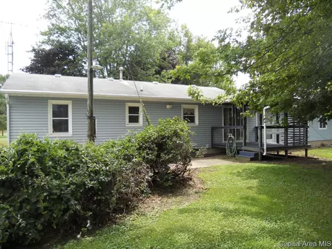 1786 Berwick Rd, Abingdon, IL 61410 photo 22