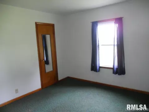 1786 Berwick Rd, Abingdon, IL 61410 photo 15