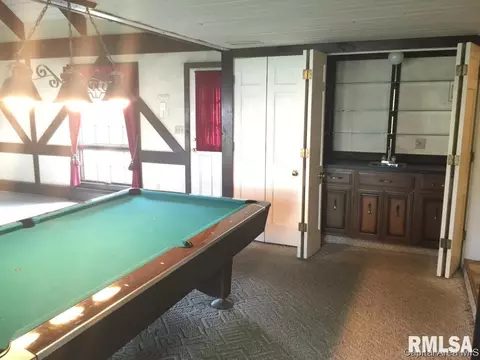209 Quarterstaff Rd, Springfield, IL 62704 photo 9