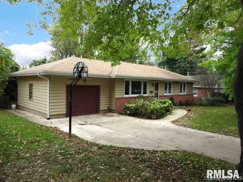 2005 Fairway, Springfield, IL 62704 photo 2