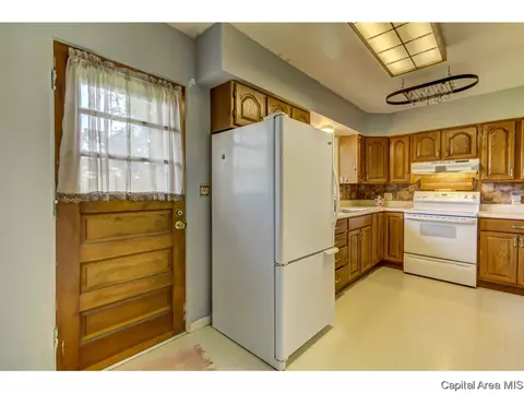 2005 Fairway, Springfield, IL 62704 photo 9